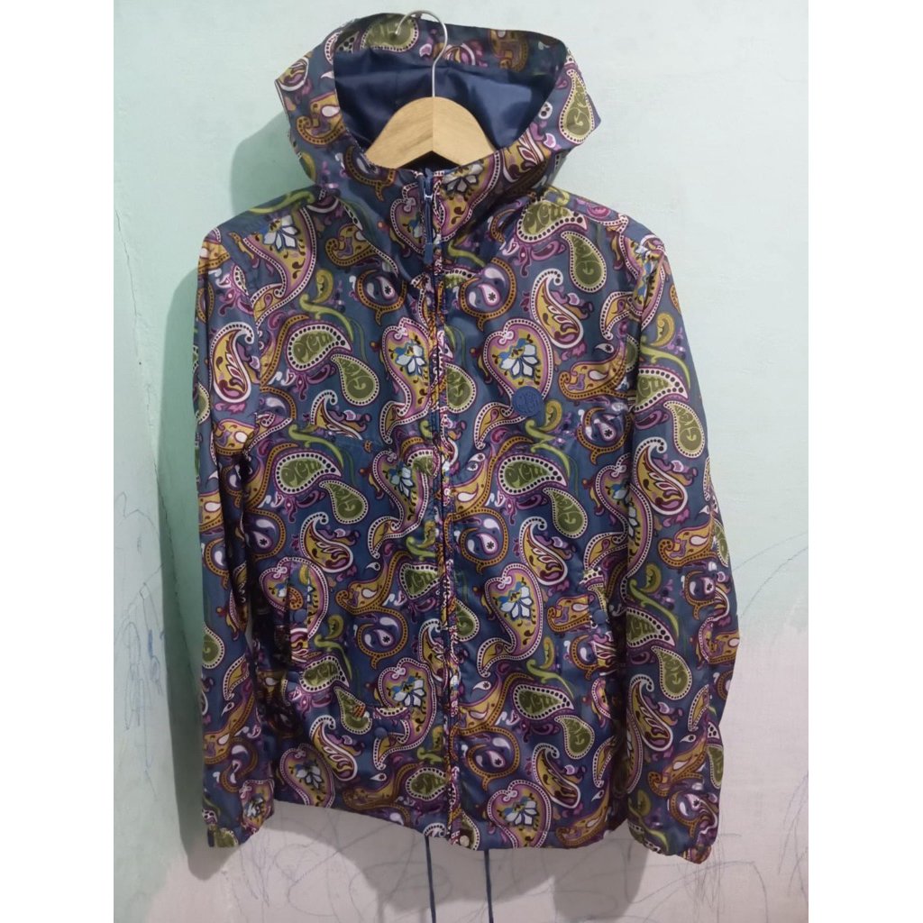 jaket paisley perrty green szxs M-L masuk