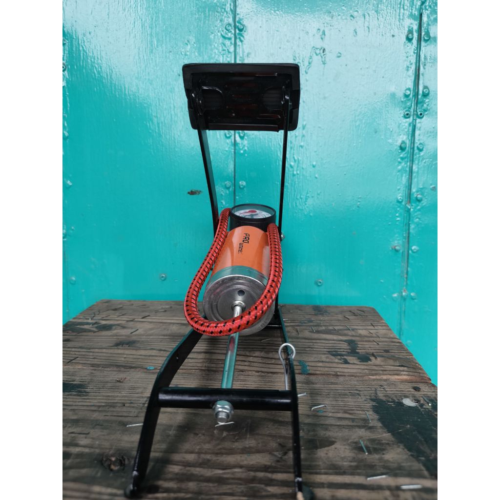 Foot pump Pro United