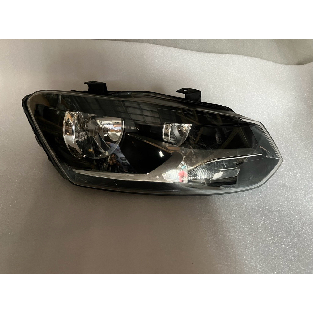 Headlamp VW Volkswagen Polo 2016 Original