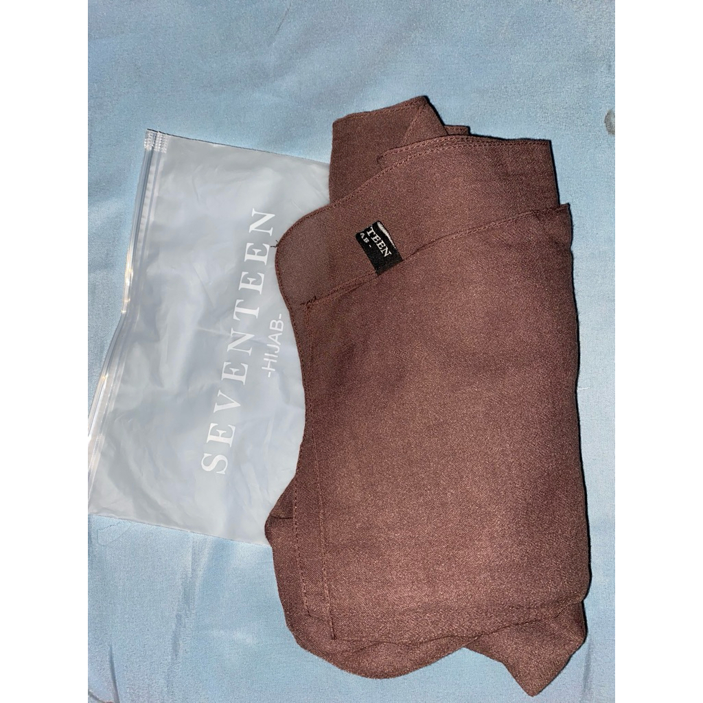 Oud.Clo | Preloved Pashmina Voal by Seventeen warna DEEP CHOCO