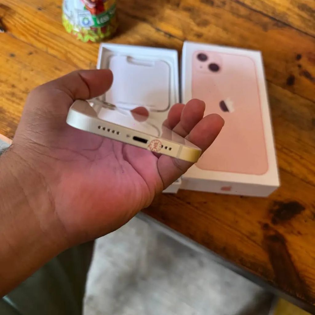 IPHONE 13RAM 128GB Second BEKAS