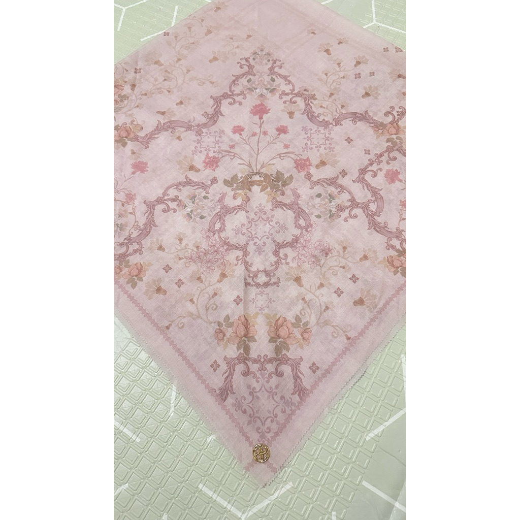 Preloved Nada Puspita scarf Sophia Peach