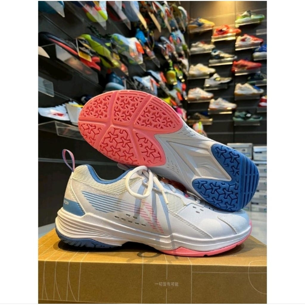 Sepatu Badminton LINING ALMIGHTY V free Kaos kaki +Grip Sepatu Badminton Terbaru Pria Wanita