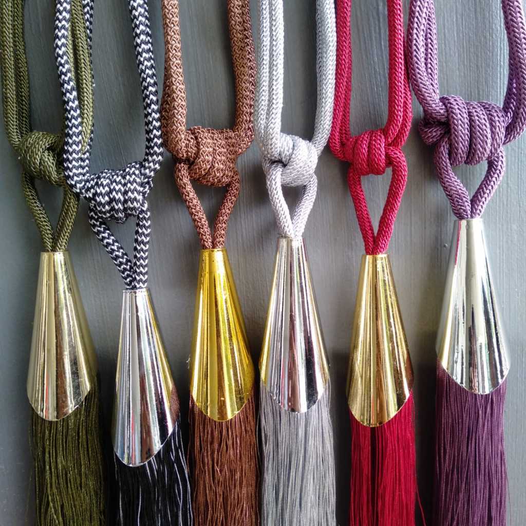 TASEL GORDEN KERUCUT PENGAIT TIRAI GORDEN [Gallery Batik Makassar]