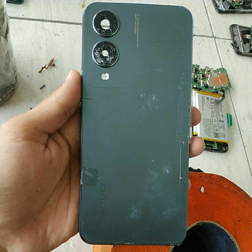 backdoor set bazzel bekas Vivo y17s,minus kaca kamera pecah