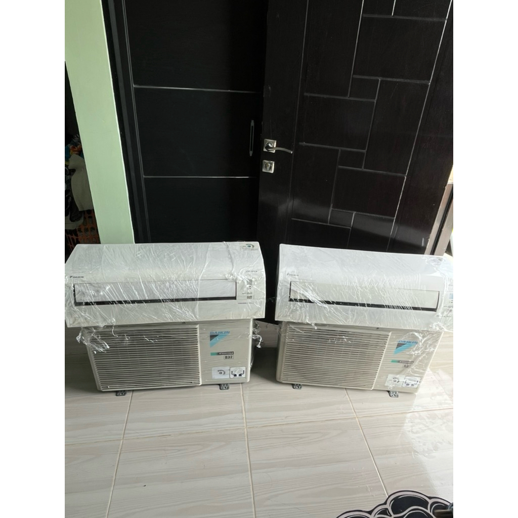 Ac Daikin Thailand 1/2pk Inverter  Second Unit Only