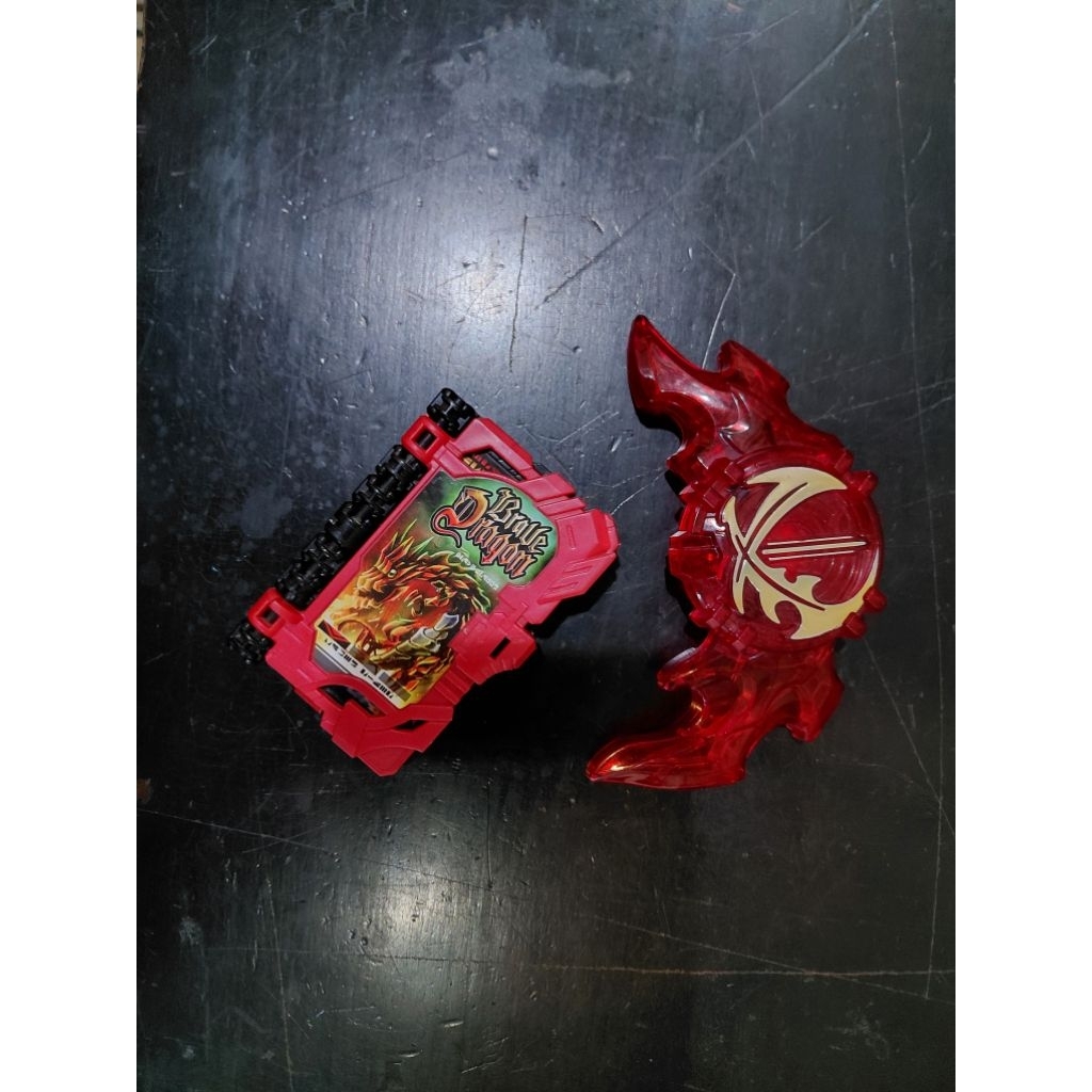 DX WRB wonder ride book kamen rider saber dan emblem seiken sword driver belt reika