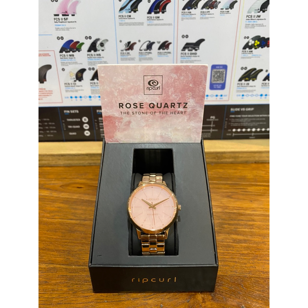 Jam Tangan Rip Curl Wanita - Lola Slim Rose Quartz Stainless Steel Watch - Pink