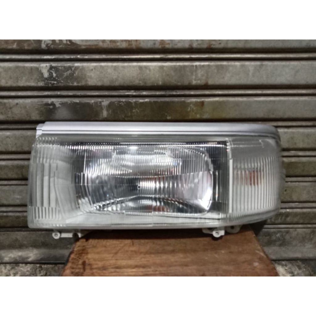 headlamp lampu depan suzuki futura original