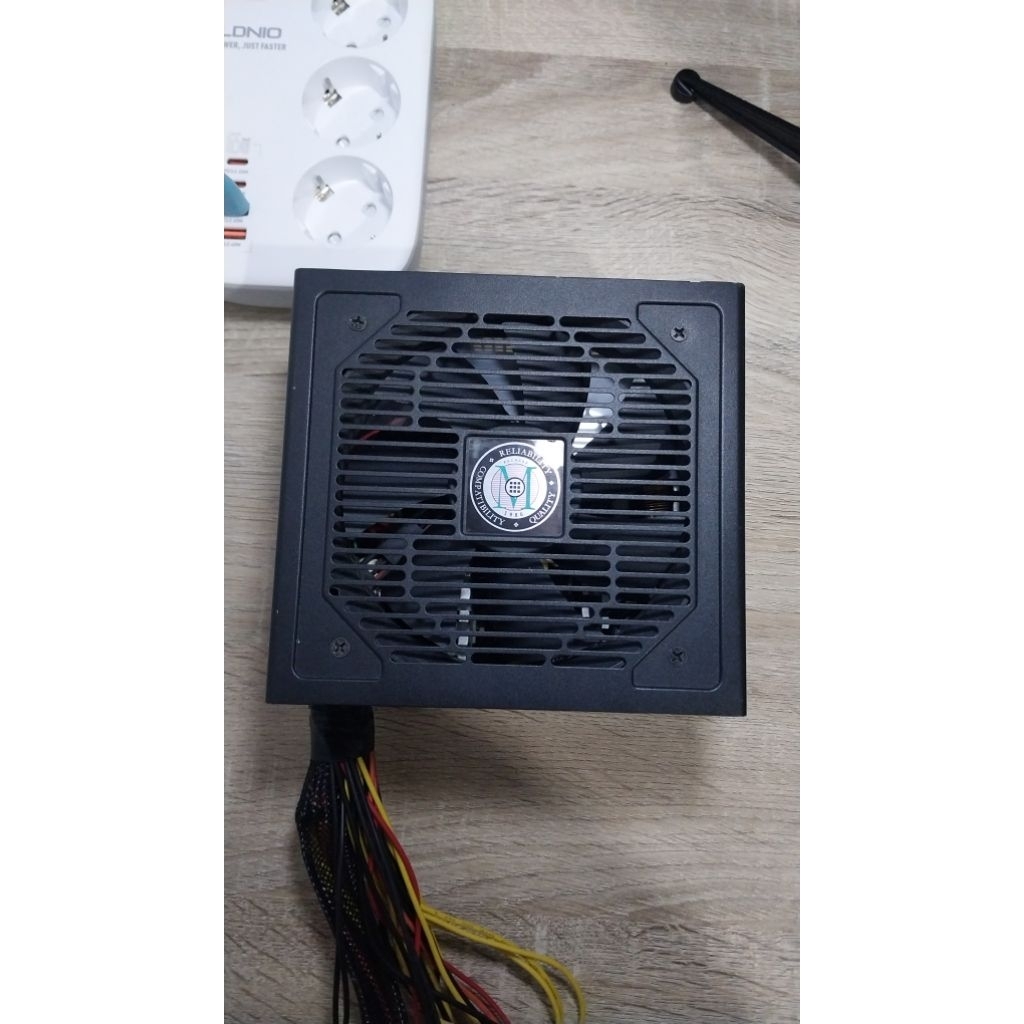 PSU Micronics 600W Bekas