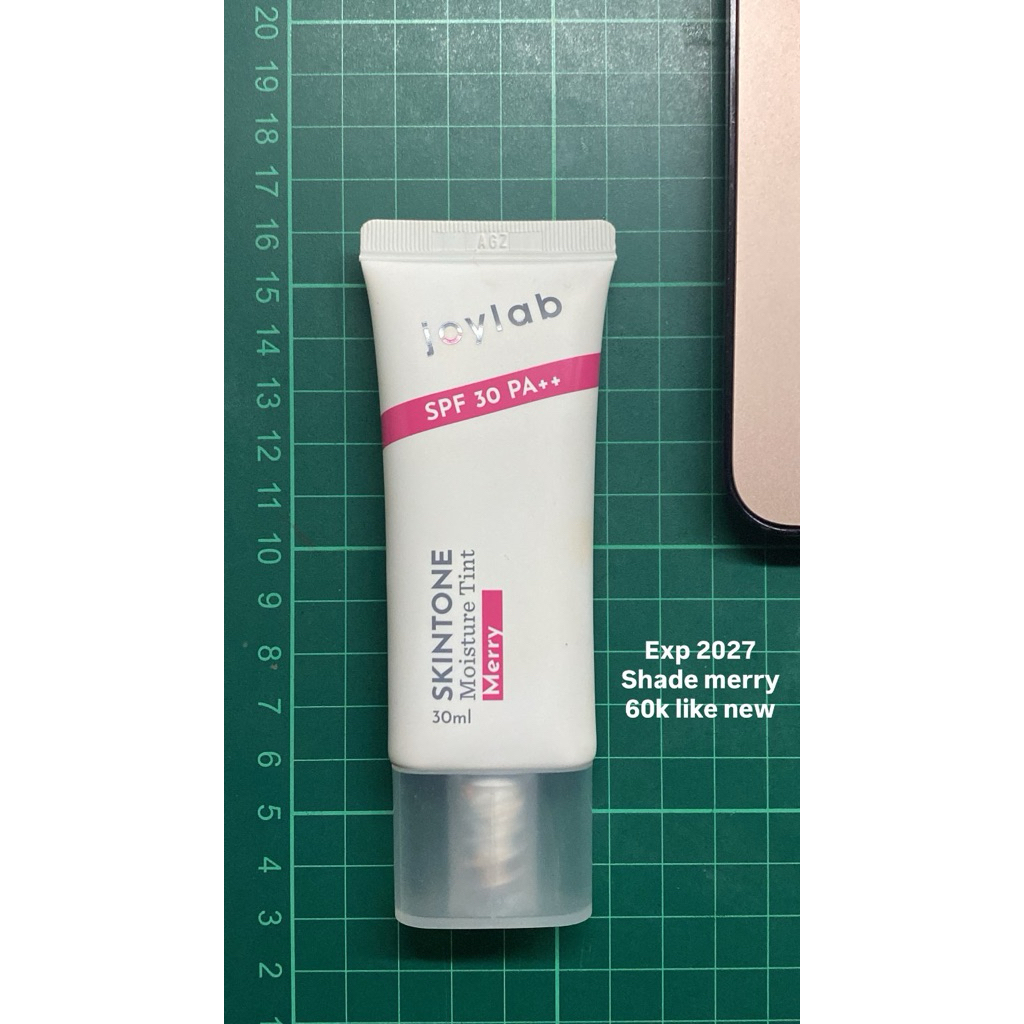 joylab tint moist preloved