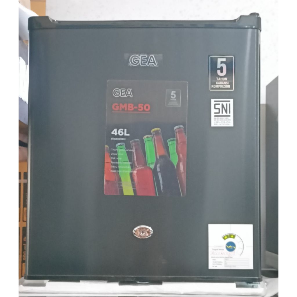 kulkas mini bar gea lemari es kamar hotel kecil frizer freezer muat botol asi 3-5 botol gmb50 gmb 50