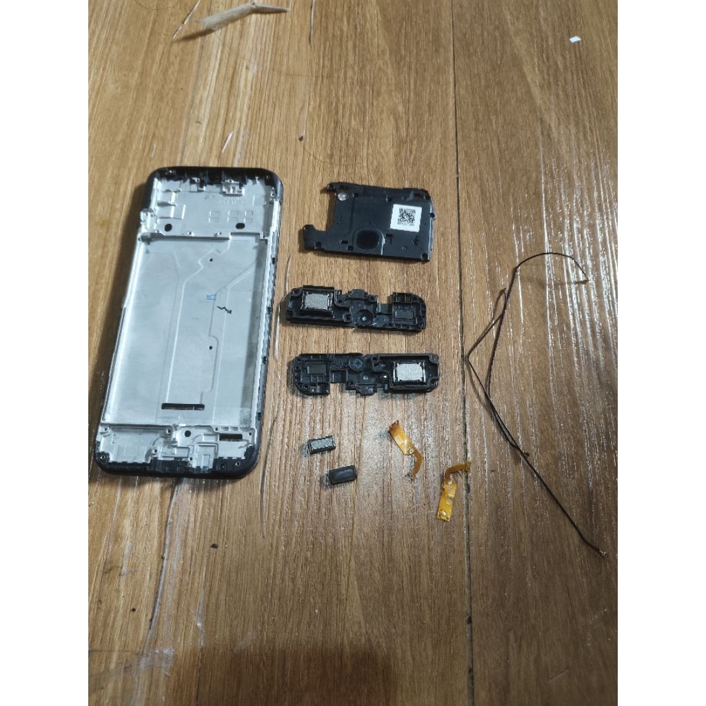 Sparepart infinix smart 5 bekas copotan, baca deskripsi.