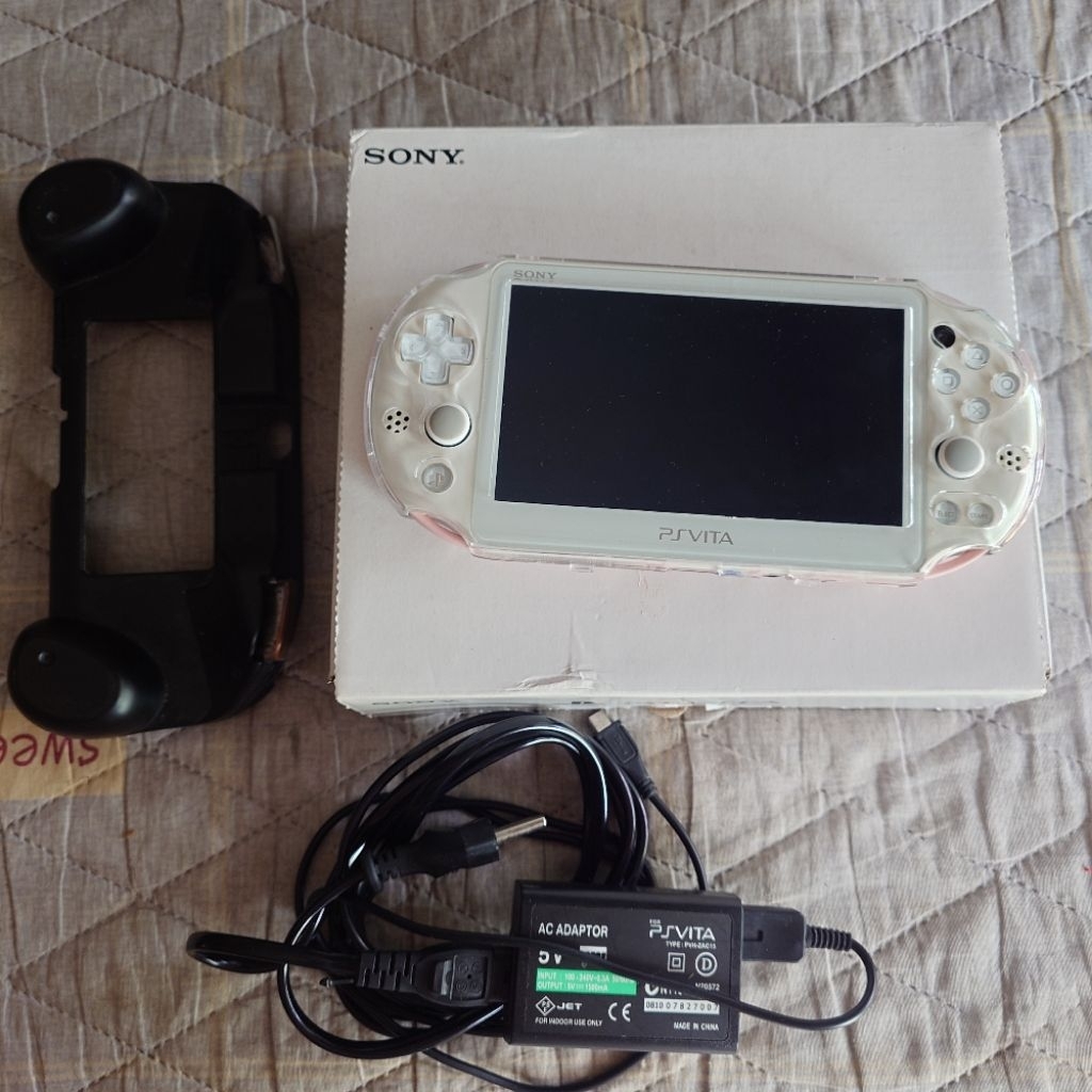 Ps Vita Slim White Pink Henkaku 128GB MULUS FULL GAMES