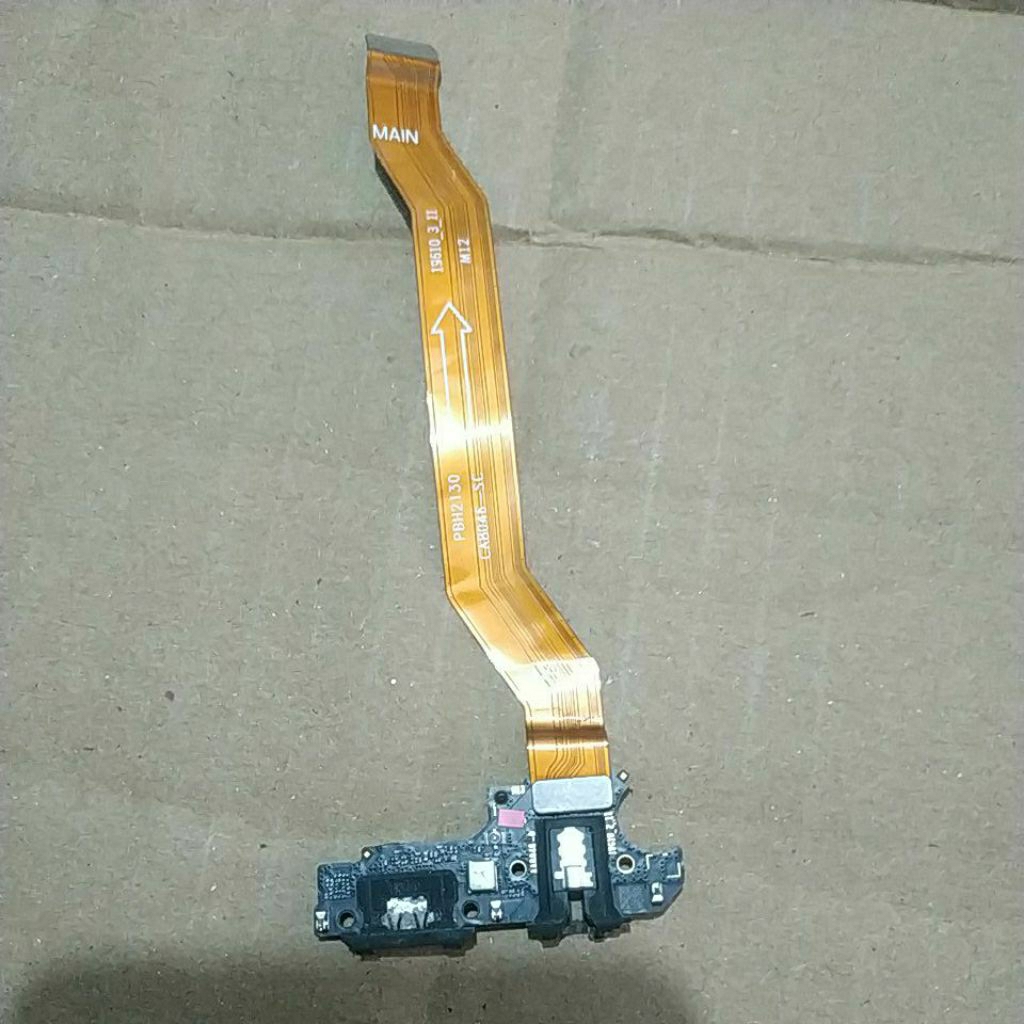 Fleksibel board cas bekas realme c21y