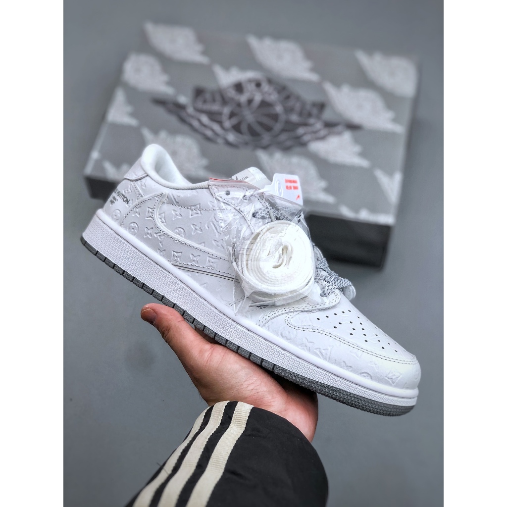 Air Jordan 1 ZOOM AIR Sepatu Basket Low Top Pria Wanita Putih Retro Anti Guncang Anti Selip Anti Aus