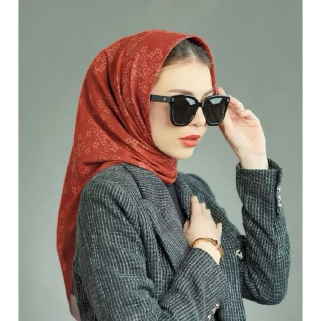 Emilie Sunglasses Buttonscarves Full Black VVGC