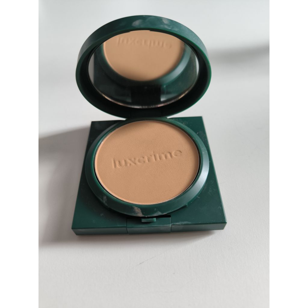 Bedak Luxcrime Opera