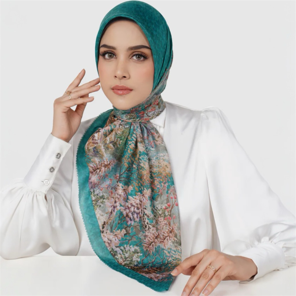 Buttonscarves Holiday Series 3 Jacquard Voile Square Hijab Original