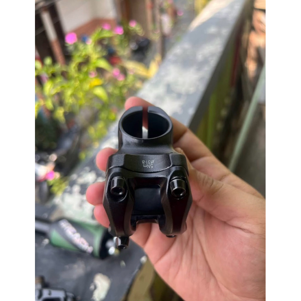 Stem Sepeda Pendek Copotan United