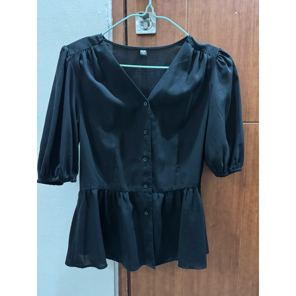 baju atasan wanita uniqlo