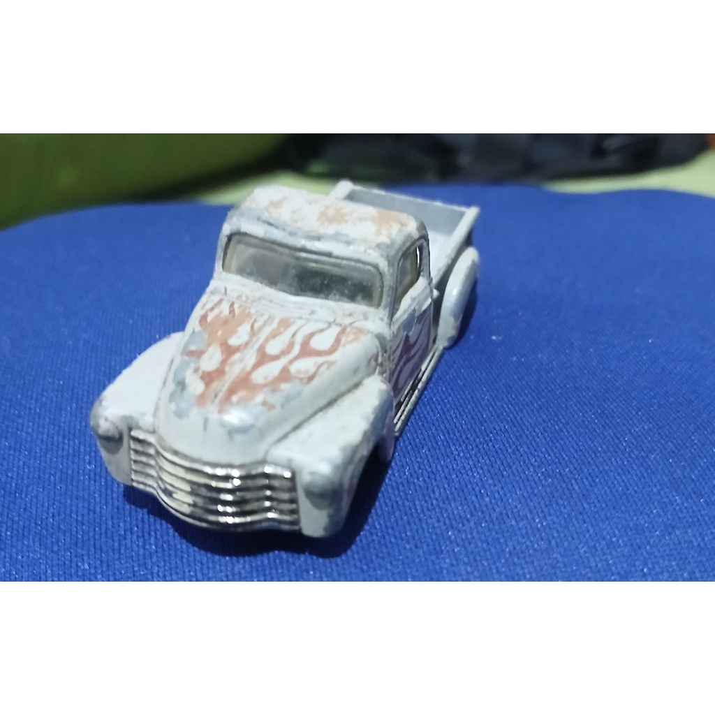 Hotwheels 52 CHEVY