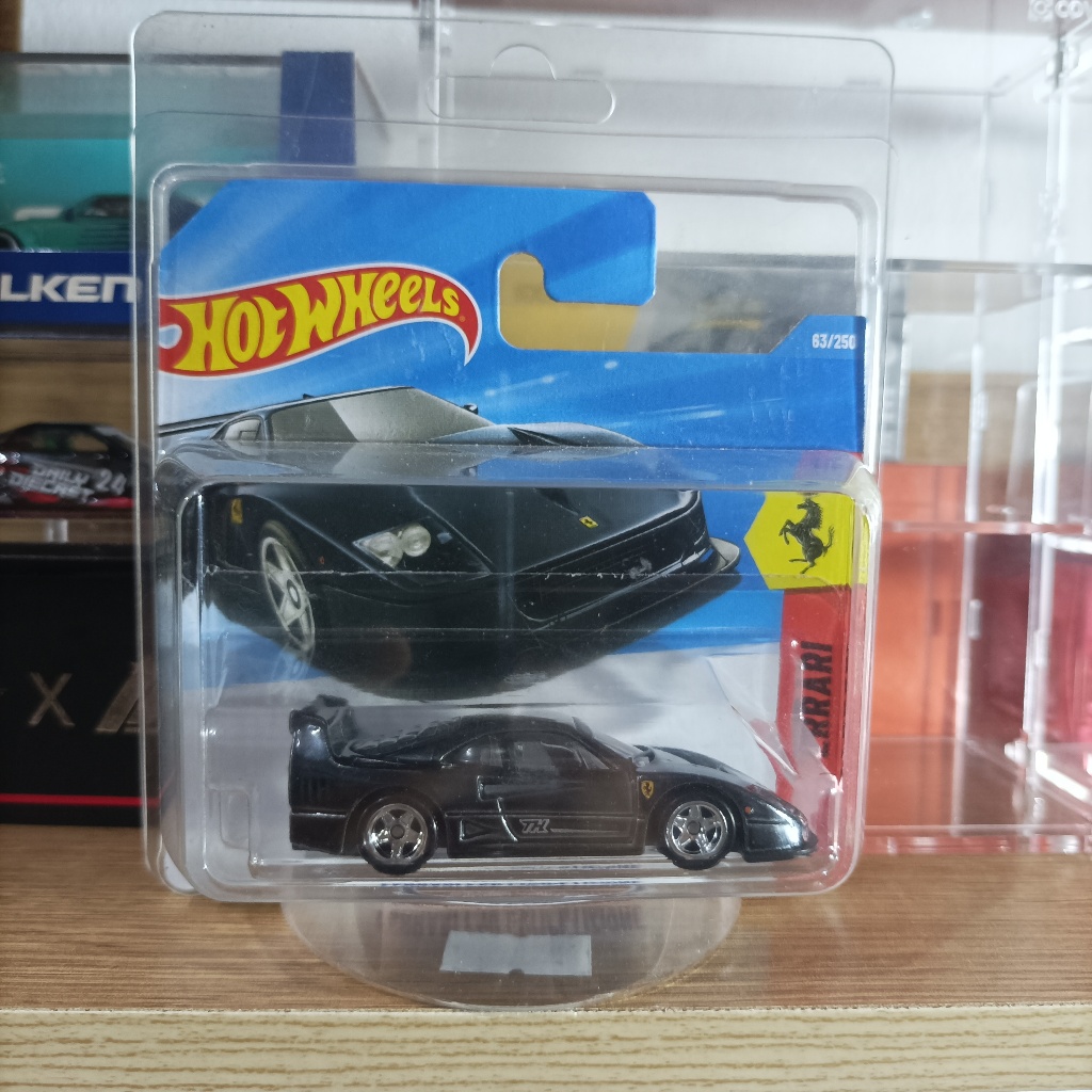 Hot wheels Super Treasure Hunt Ferrari F40 Compe short card