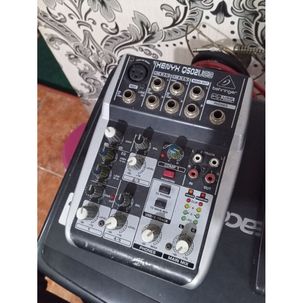 mixer xenyx q502usb
