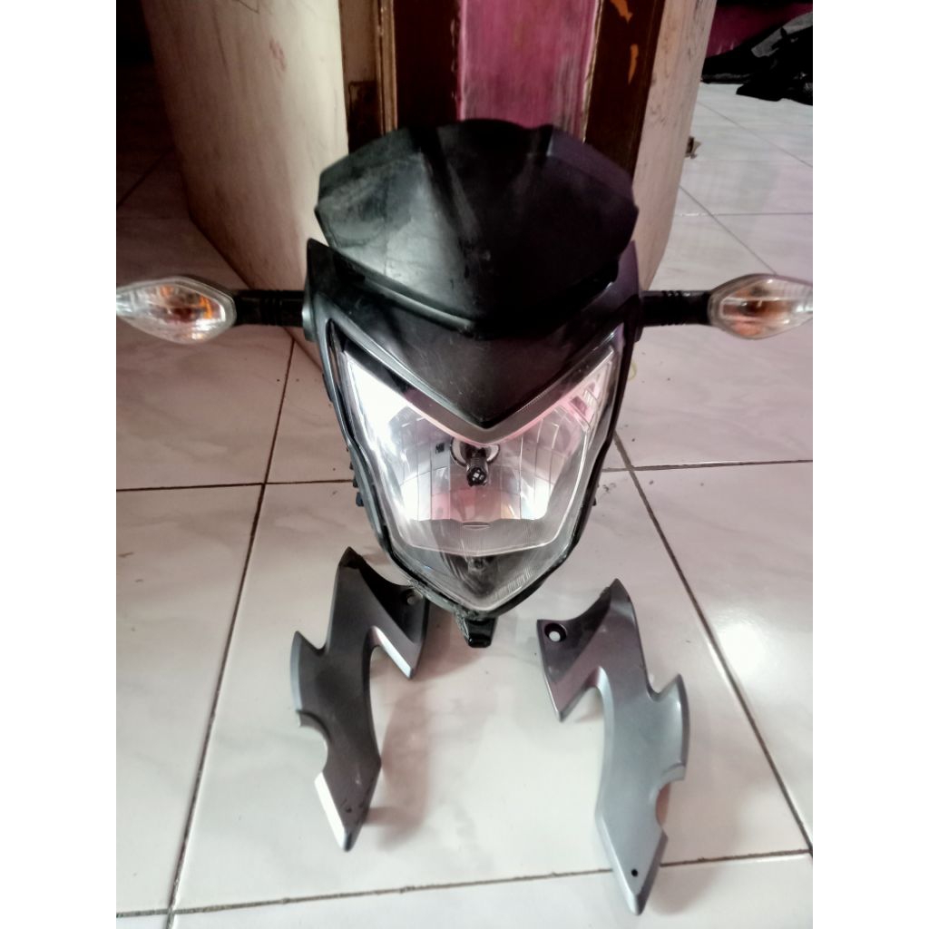 lampu depan ORI copotan Honda CB150R old