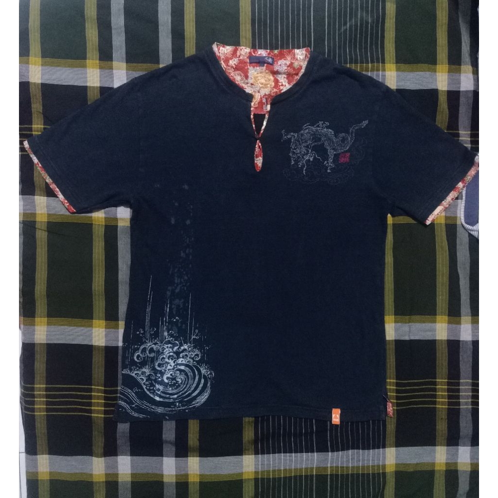 Vintage Japan Y2K T-shirt SZ M