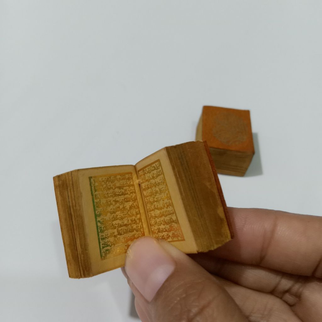 Al_Qur'an kecil Stambul tinta mas tanpa wadah