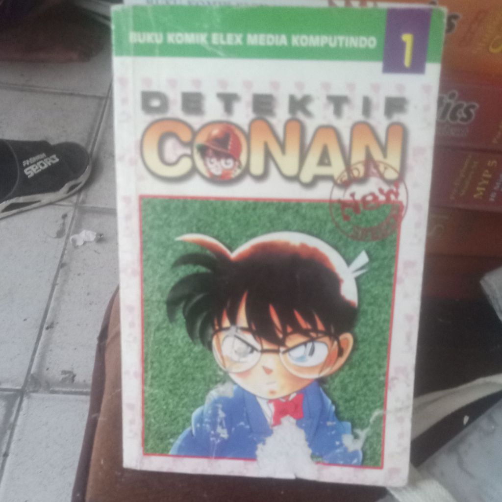 buku komik Detektif conan vol.1