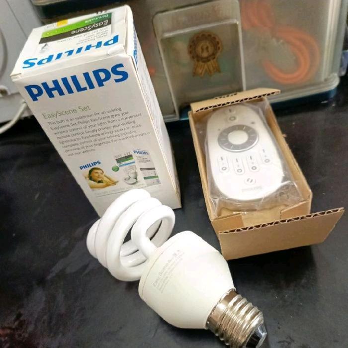 Philips Remote Easy Scene 20Watt Cahaya Lampu Kuning(Lampu+Remot) Philips Co