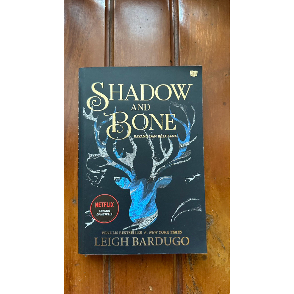 Preloved Shadow and Bone Bahasa Indonesia