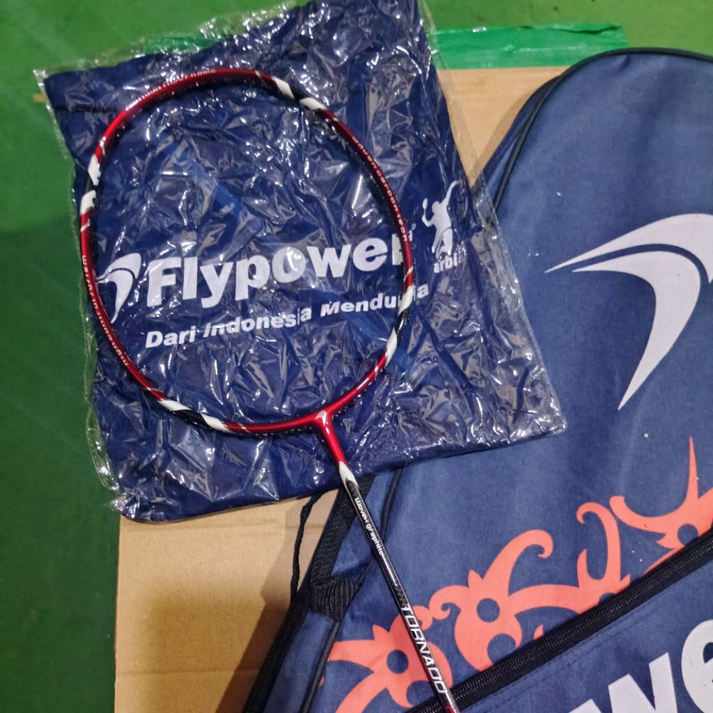 Raket FLYPOWER TORNADO 800 ORIGINAL