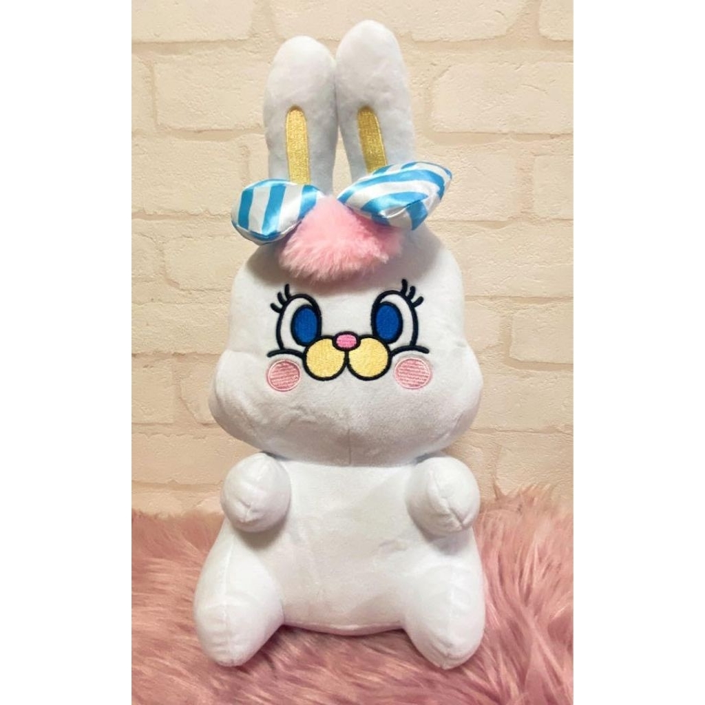 boneka kelinci Rico dari merek karakter Korea MOMOREI