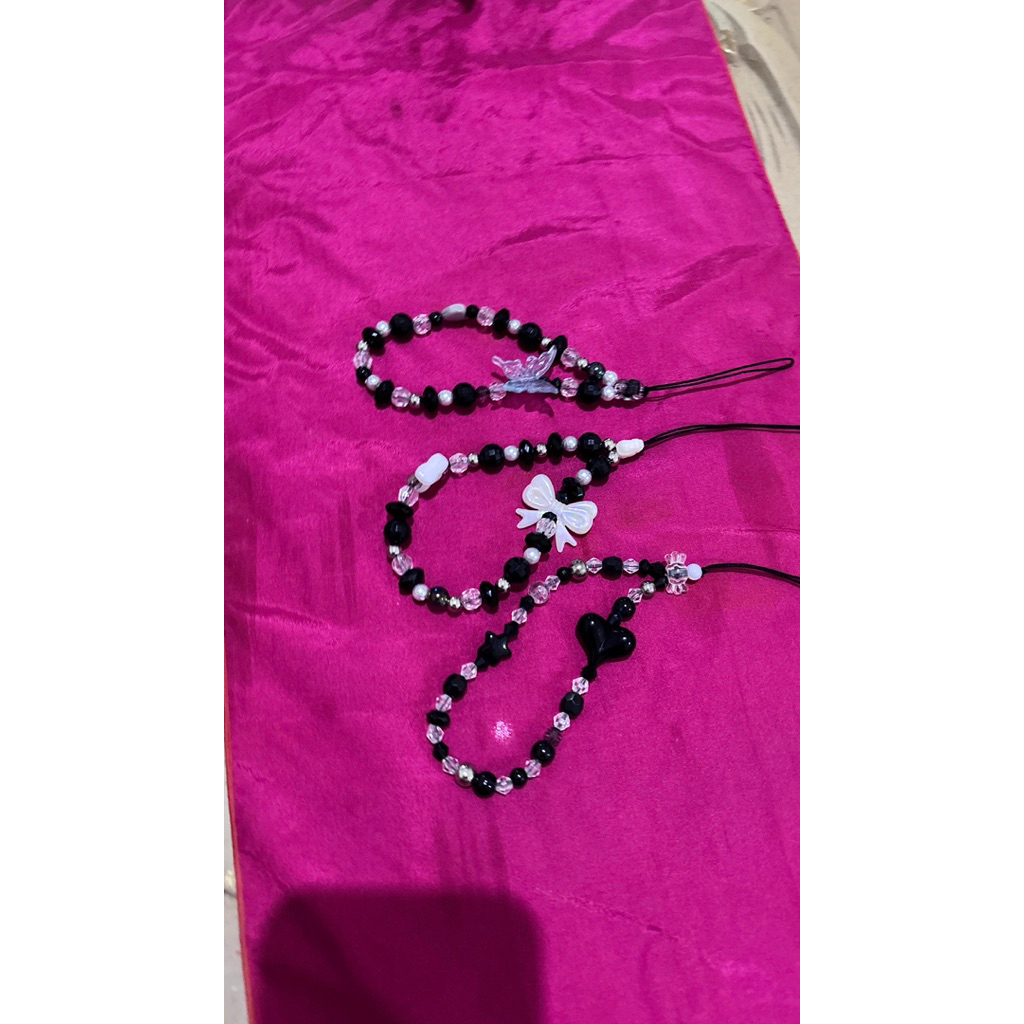 Gantungan HP Manik-Manik Lucu