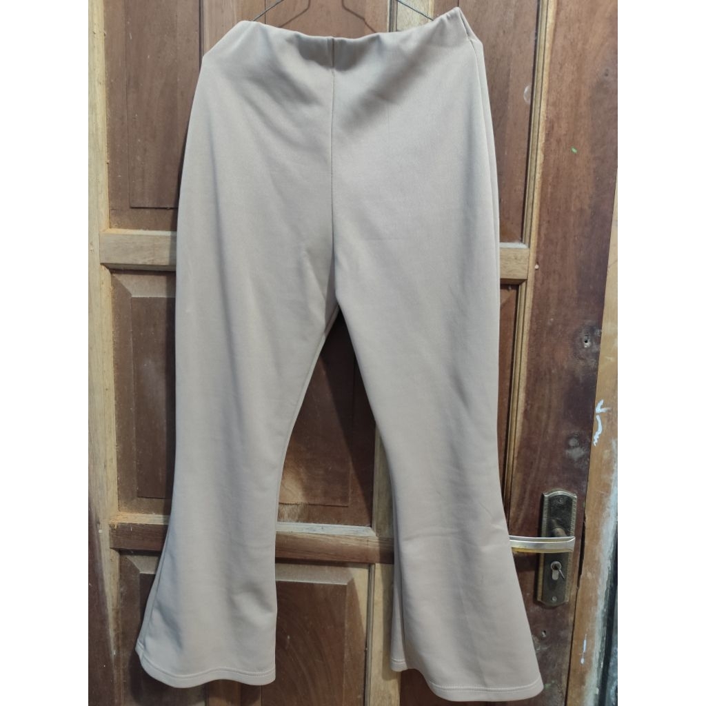 Celana Cutbray Scuba Milo - Preloved