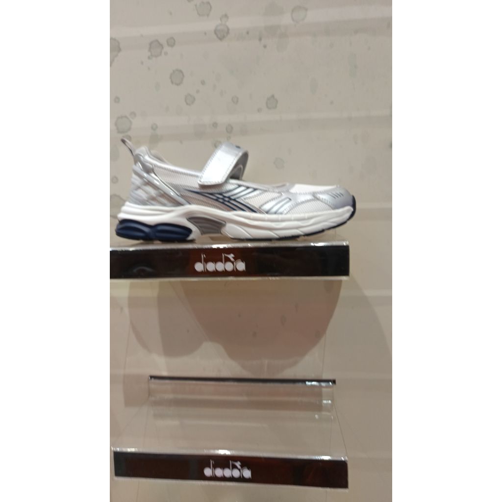 Diadora Casual women Original