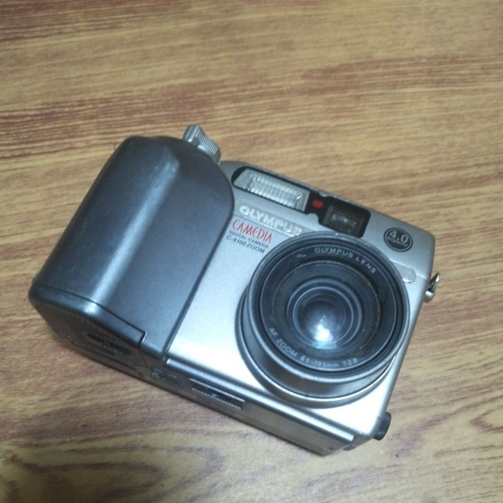 Kamera digital Olympus Camedia c4100
