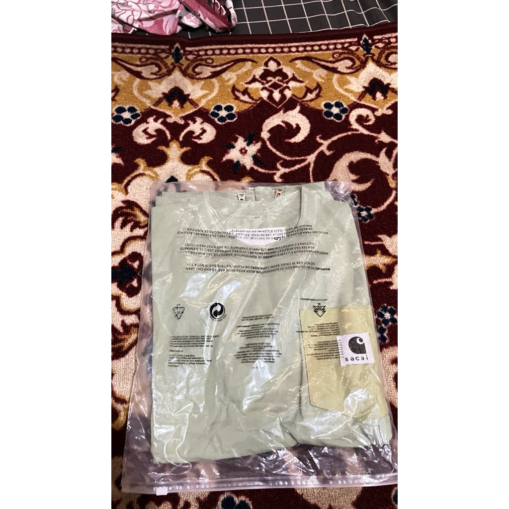 T shirt Carhatt x sacai BNWT