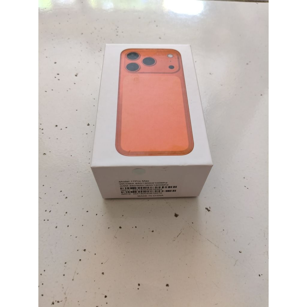 Mini iPhone 17 Pro max .