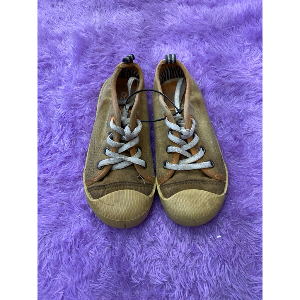 PL sepatu anak cowok  bertali ukuran 33