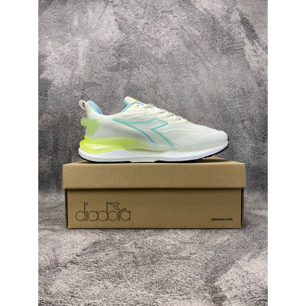 Diadora Neve Coral Aqua Size 40 Sepatu Sneakers Running Lari Jongging Pria Wanita