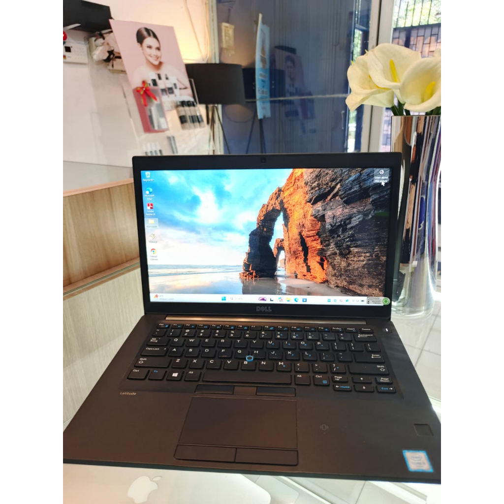 Laptop Core i5 Seperti Baru Murah Sekali