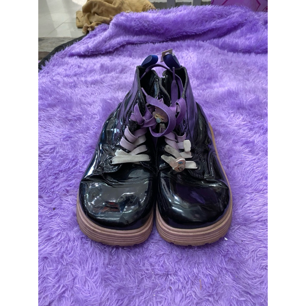 PL sepatu anak cewek itam ukuran 36