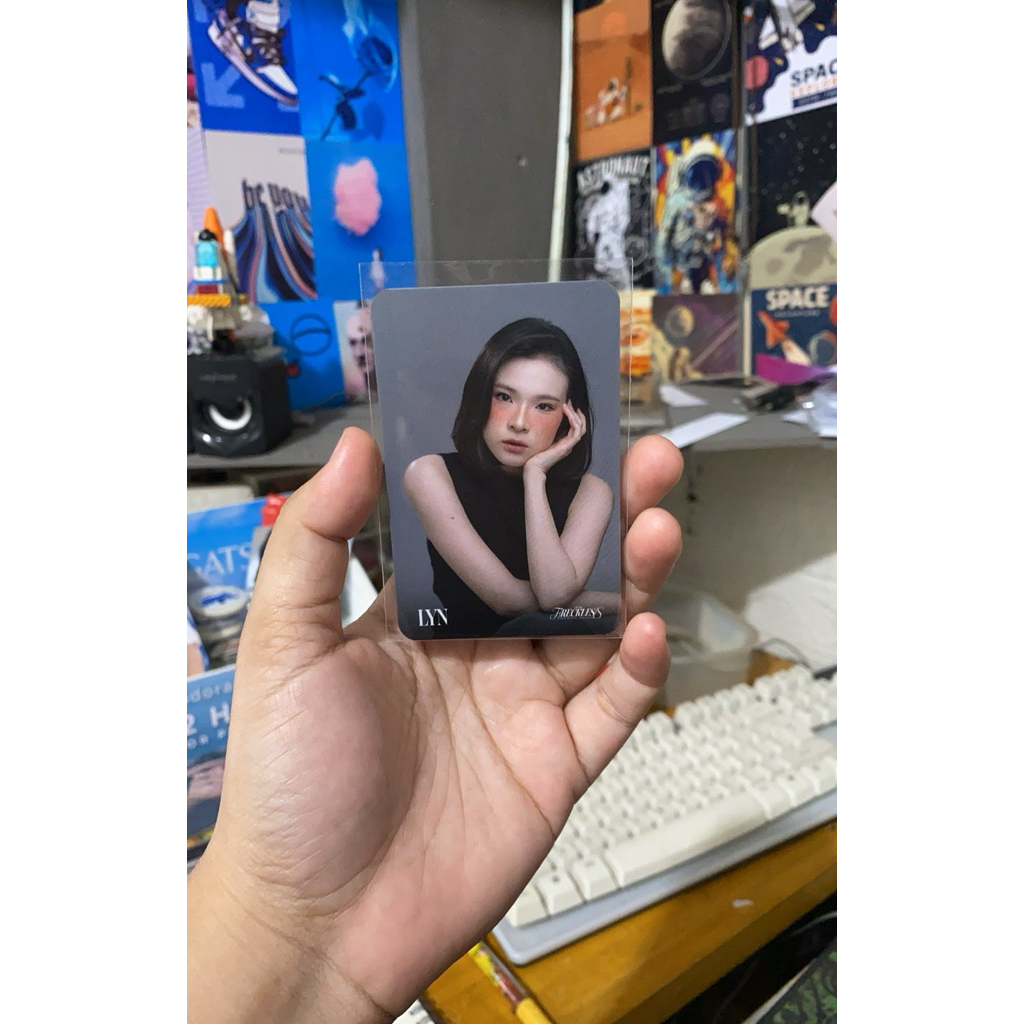 Photocard PC JKT48 Lyn Kalender Freckless 2026 OFC