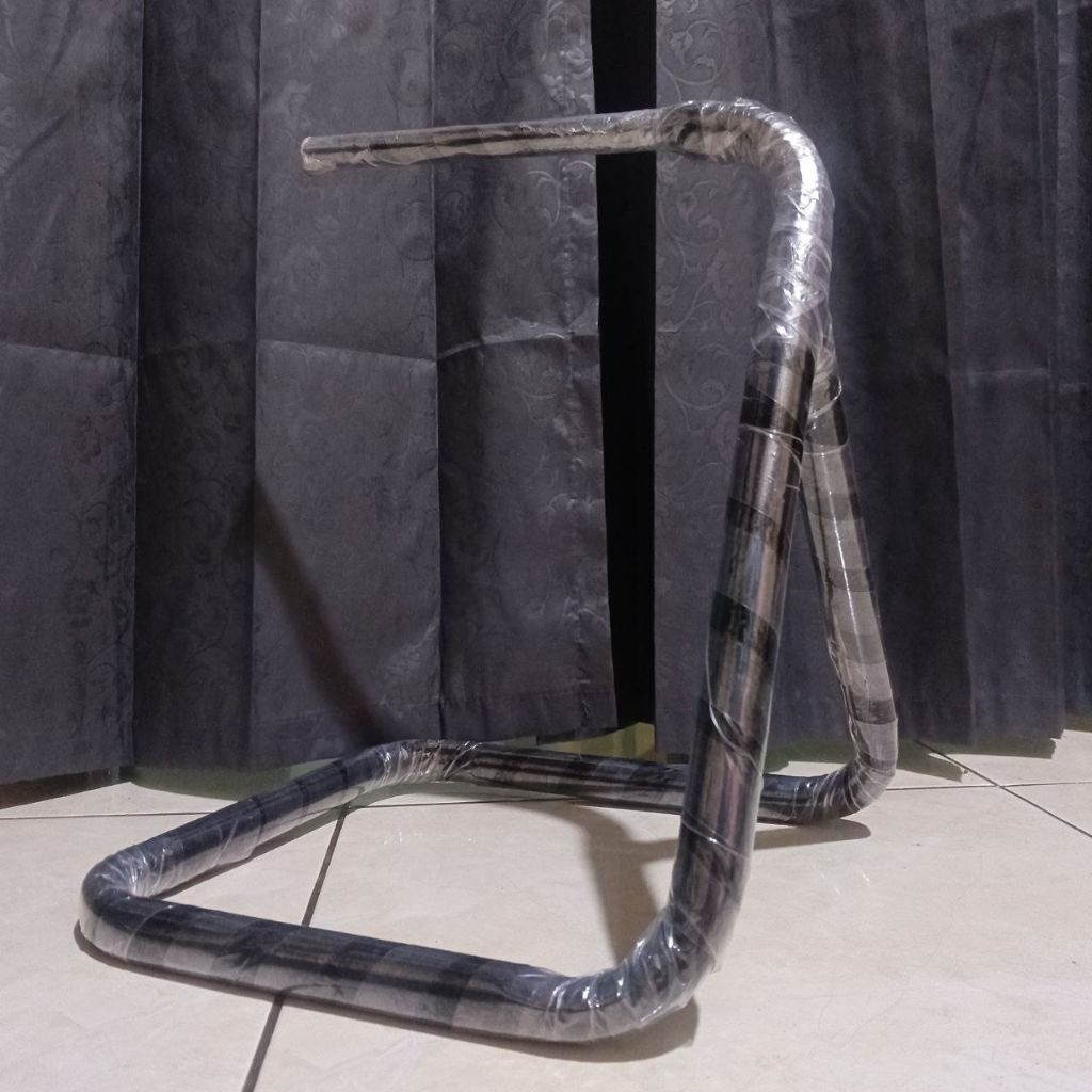 Paddock Sepeda Hollowtech 2 Standar MTB Bisa Untuk HT2 Crank Max 24