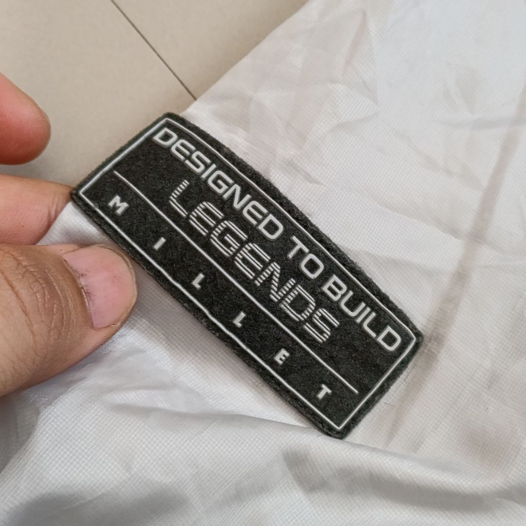 Jaket Millet Running Preloved