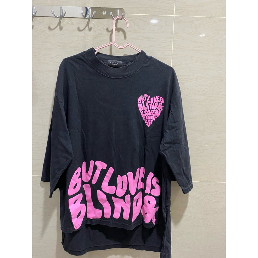 Preloved Kaos Sturdy Oversize